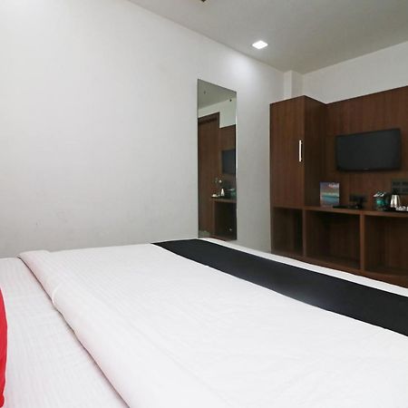 Hotel Grand Sparrow Inn Агра Экстерьер фото