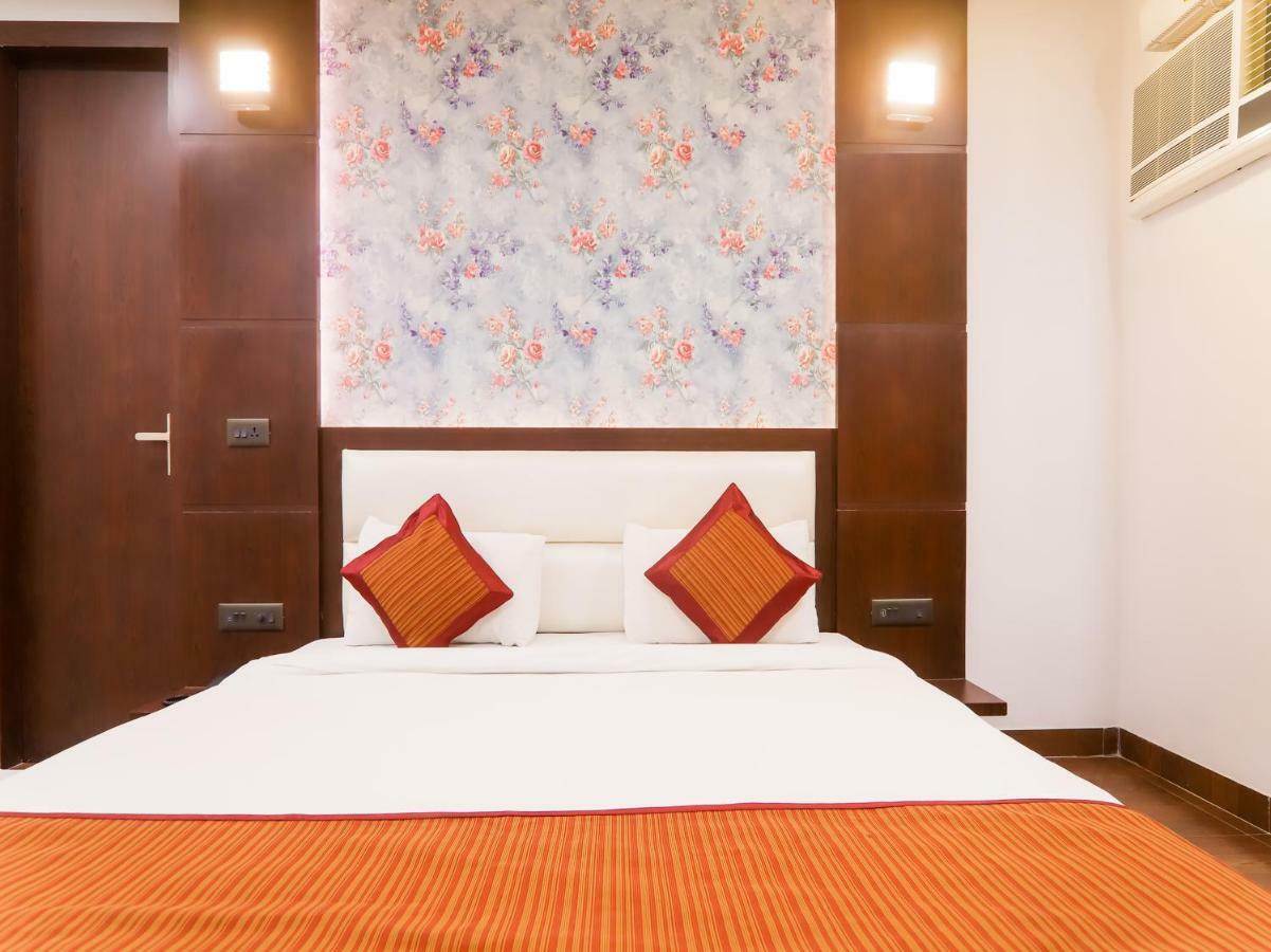 Hotel Grand Sparrow Inn Агра Экстерьер фото